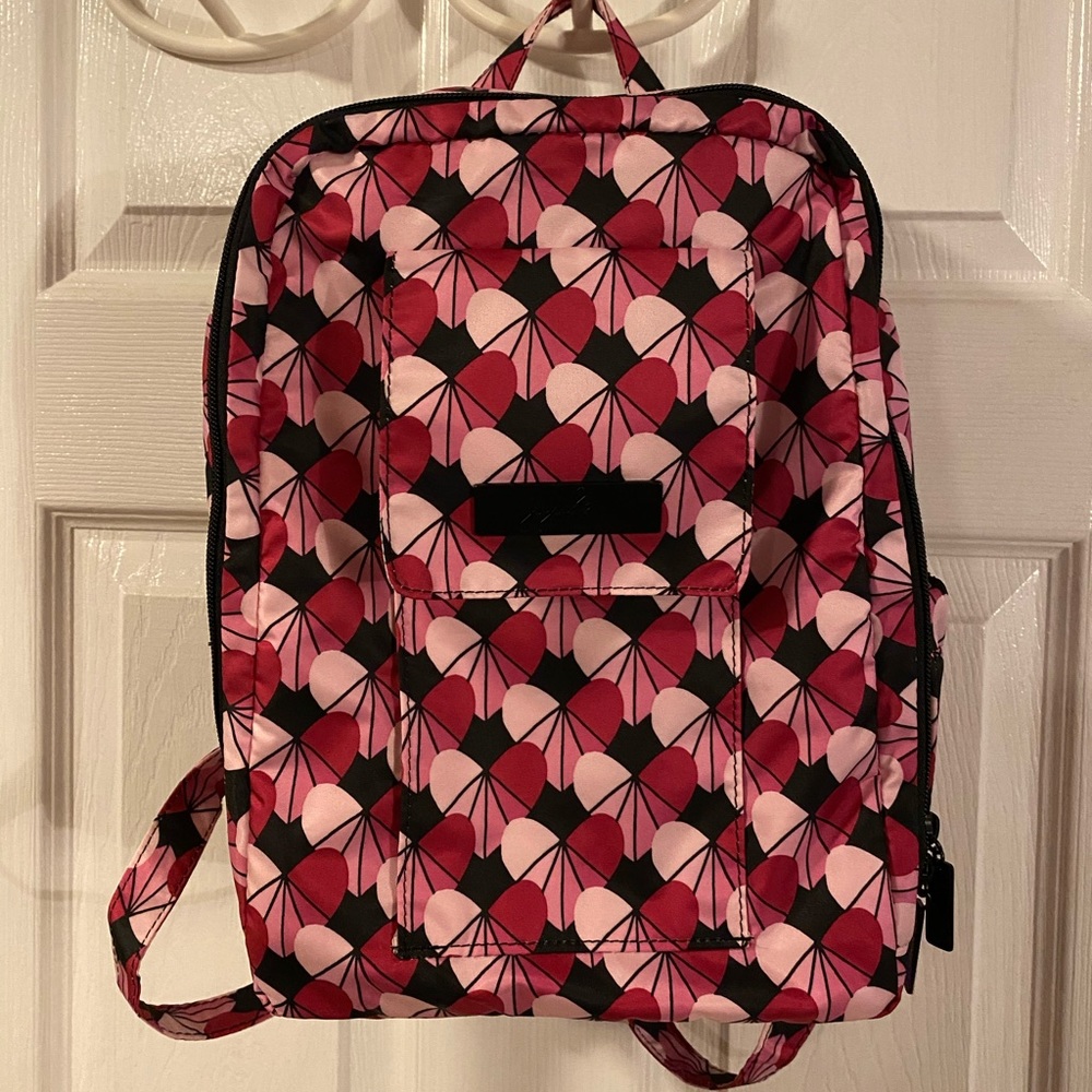 NWOT jujube minibe heartbreak backpack